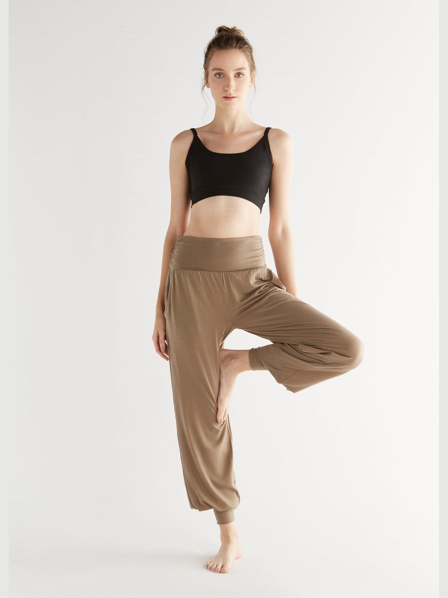 Yoga-Hose aus TENCEL™ Lyocell - Evermind.eco