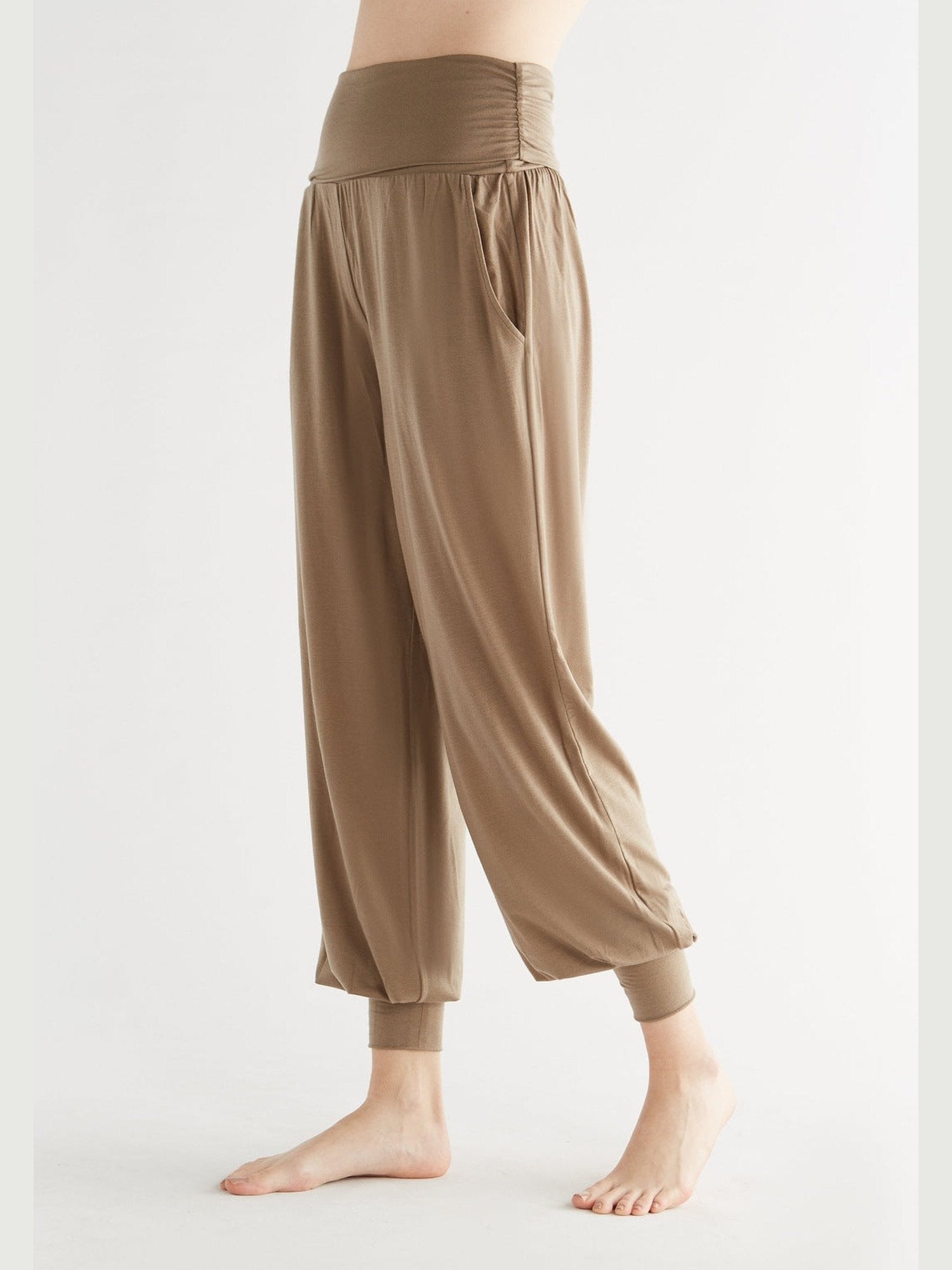 Yoga-Hose aus TENCEL™ Lyocell - Evermind.eco