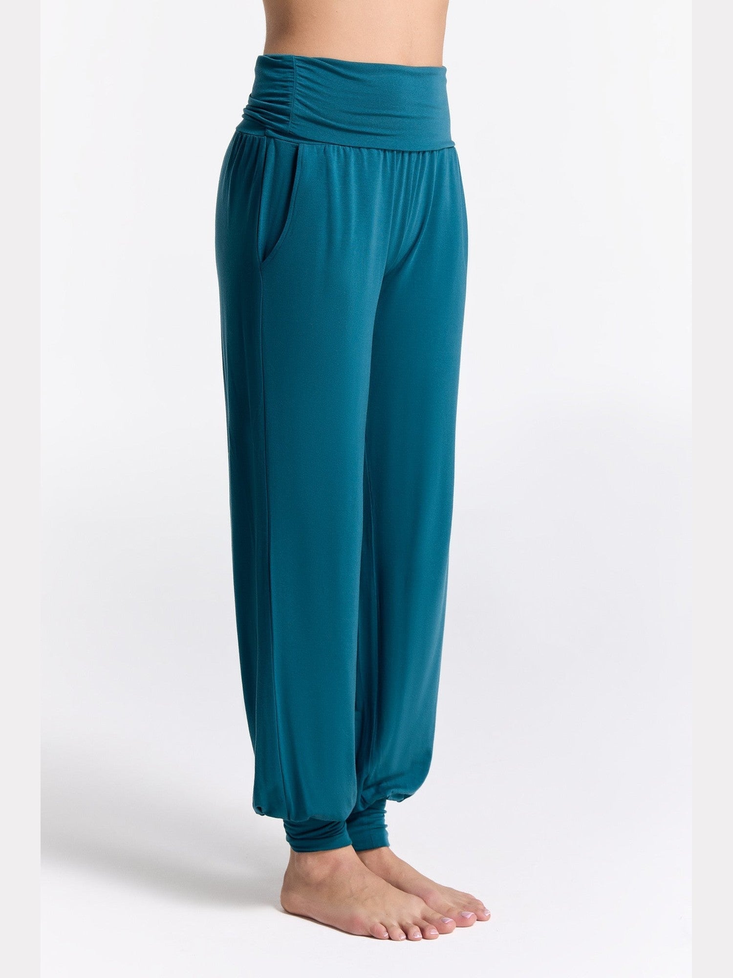 Yoga-Hose aus TENCEL™ Lyocell - Evermind.eco