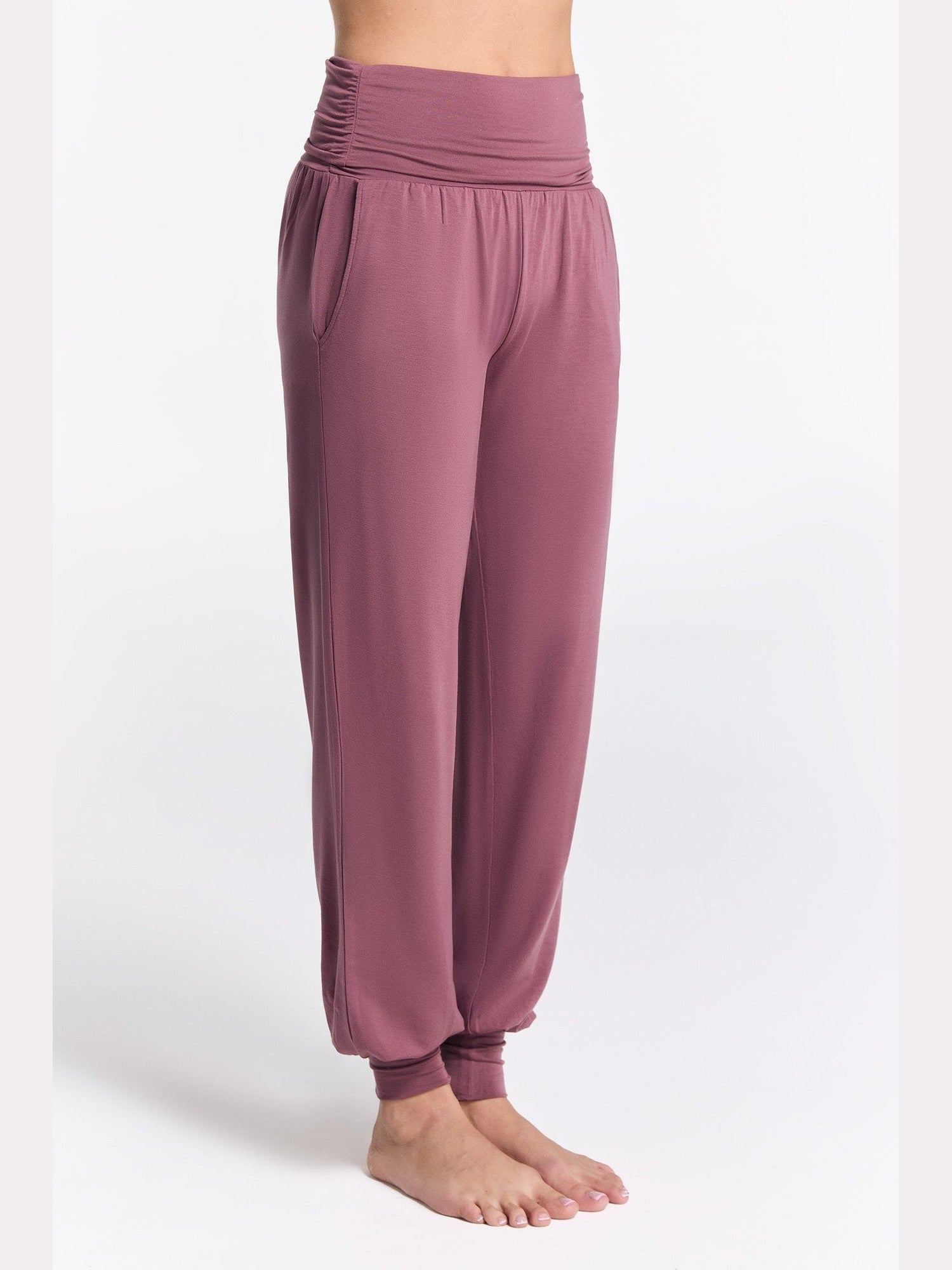 Yoga-Hose aus TENCEL™ Lyocell - Evermind.eco