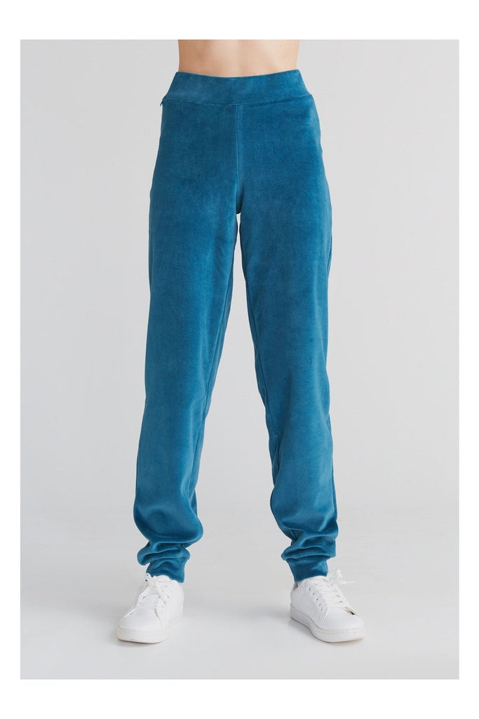 1466-044 | Women velour Pant - Danuvian Blue