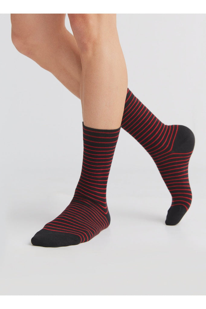 2309 | Stockings - Cherry Red/Black