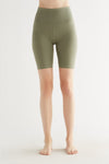 T1331-05 | Damen Fit Shorts - Light Green