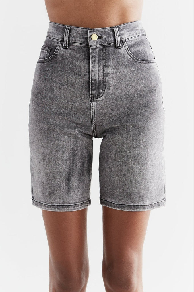 WA3015-163 | Women Denim Shorts - Iron Gray