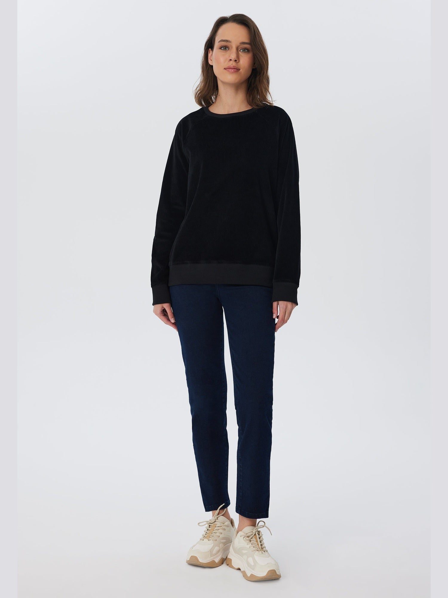 Damen Bio-Baumwoll Nicki-Cord Sweatshirt - Evermind.eco