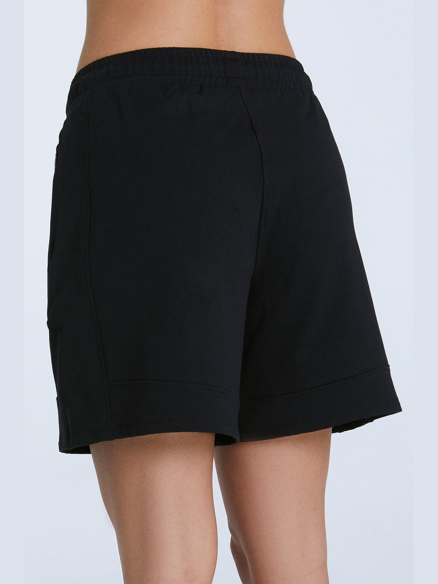 Damen Shorts aus Bio-Baumwolle - Evermind.eco
