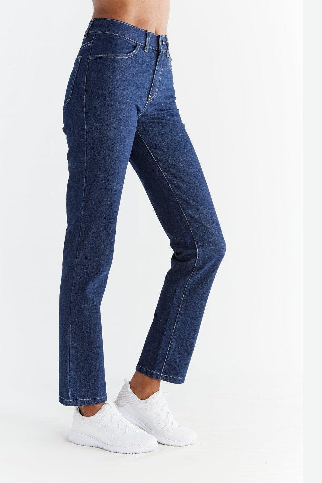 Damen Straight Fit Jeans aus Bio-Baumwolle - Evermind.eco