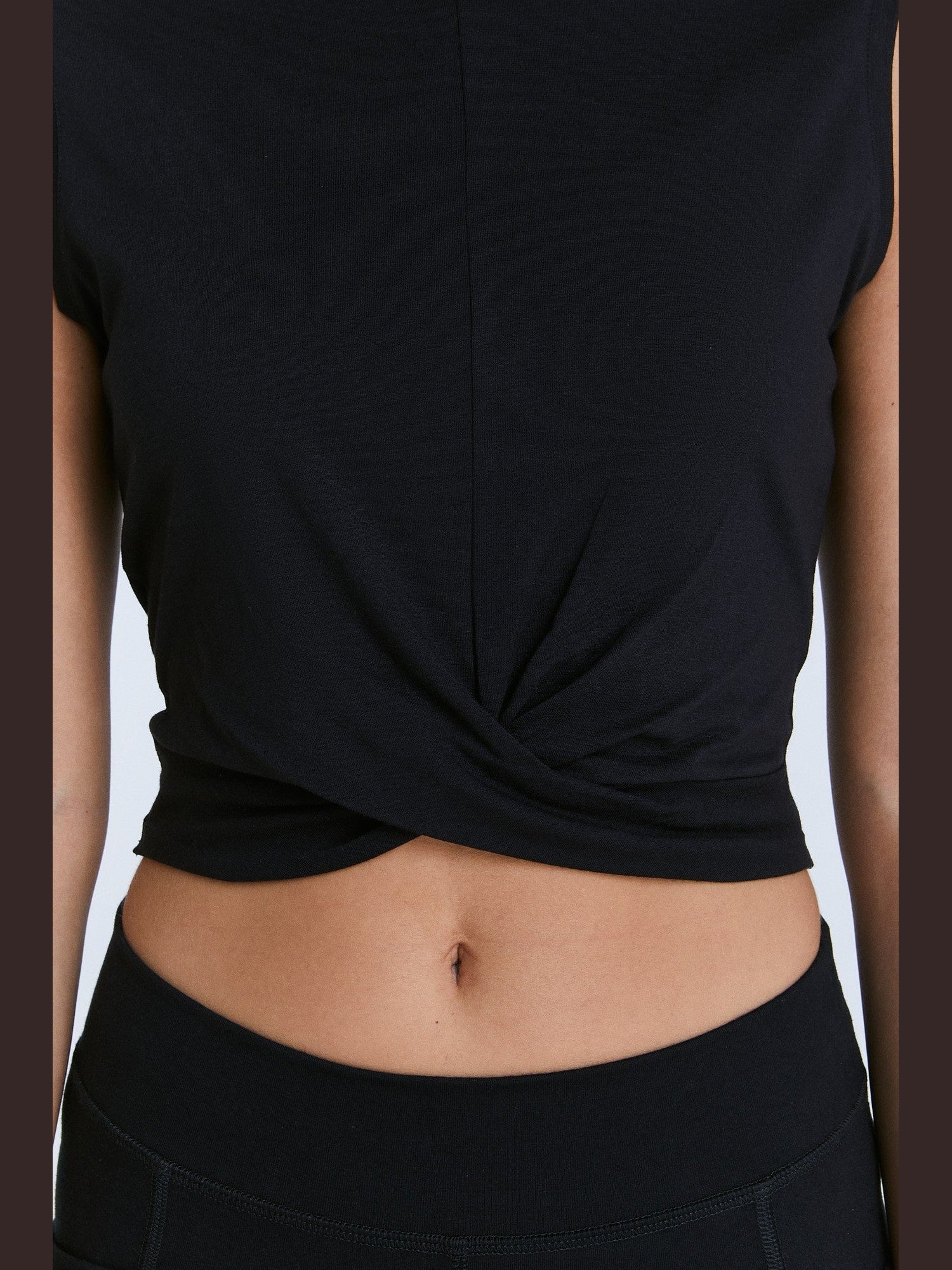 Damen Twist Tanktop aus Bio-Baumwolle - Evermind.eco