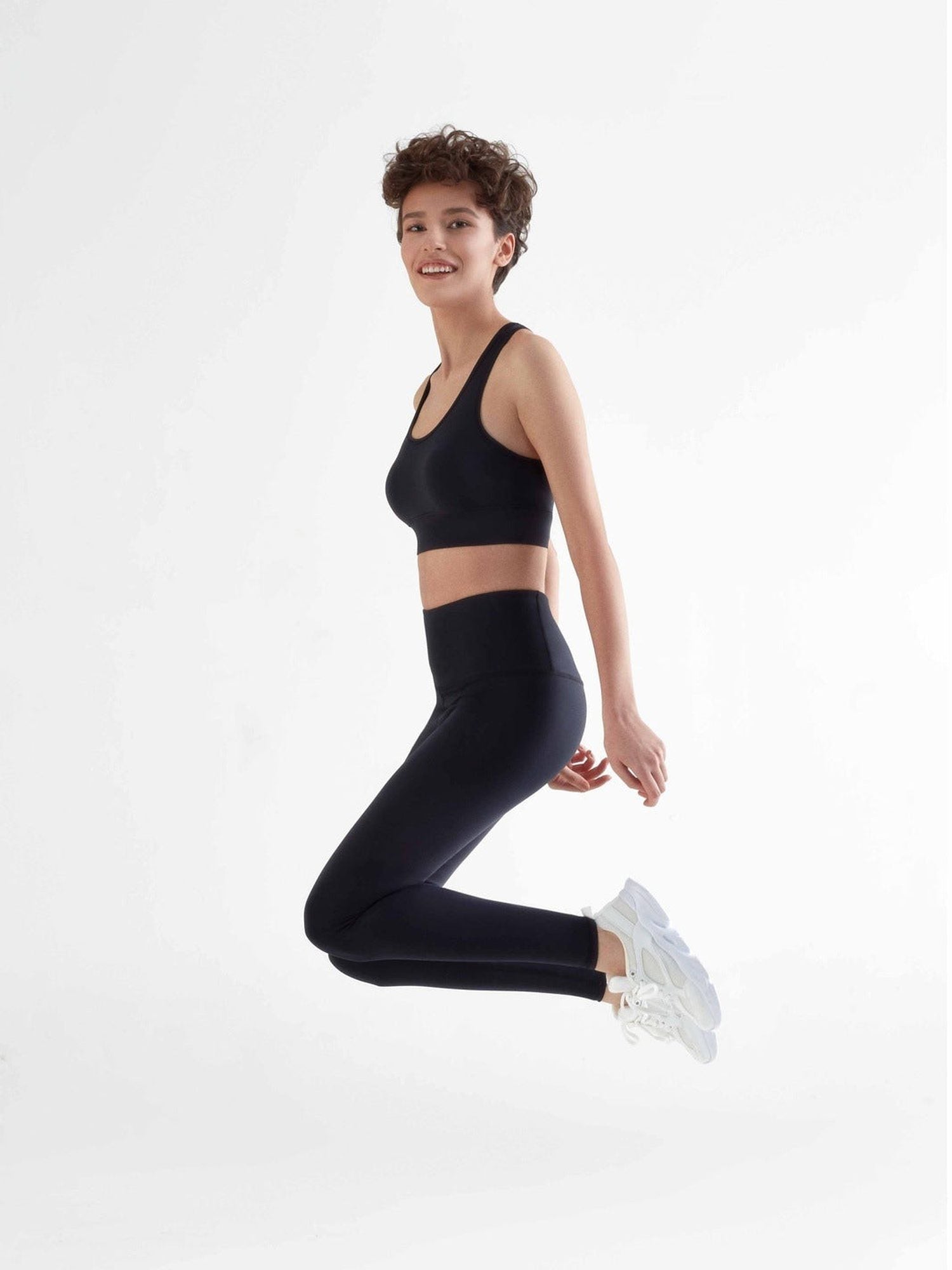 Sport-BH aus recyceltem Polyester - Evermind.eco